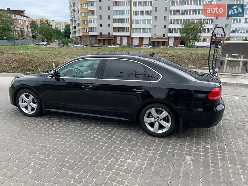 Седан Volkswagen Passat 2013 в Львові