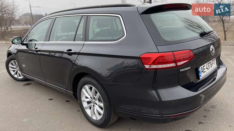 Універсал Volkswagen Passat 2017 в Кривому Розі