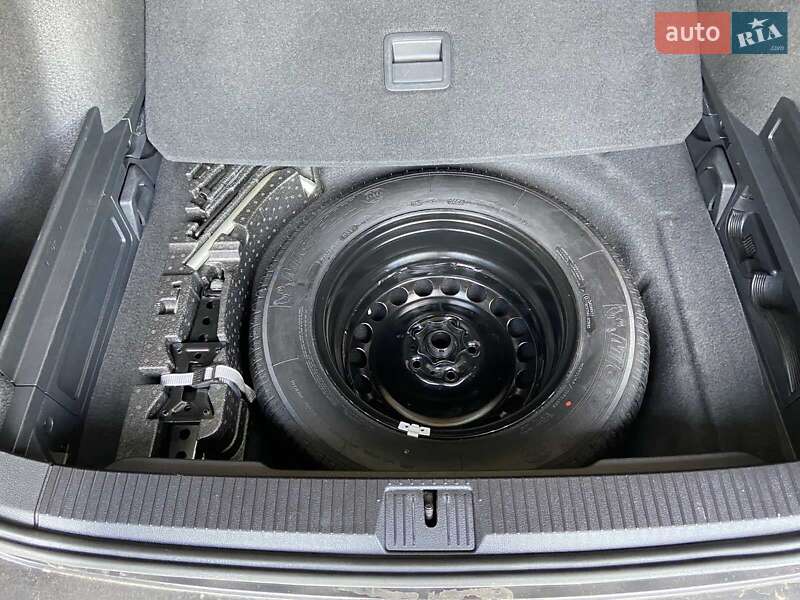 Універсал Volkswagen Passat 2017 в Кривому Розі