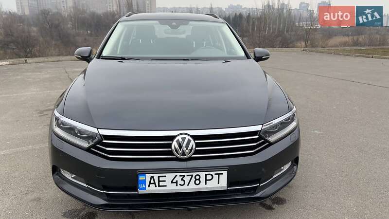Універсал Volkswagen Passat 2017 в Кривому Розі
