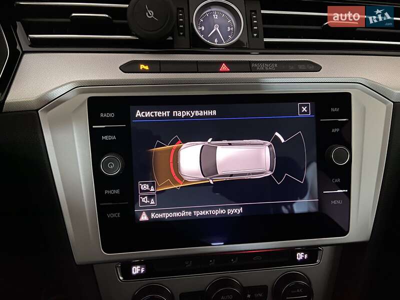 Універсал Volkswagen Passat 2017 в Кривому Розі