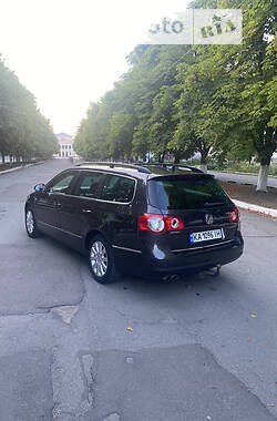 Універсал Volkswagen Passat 2010 в Первомайську