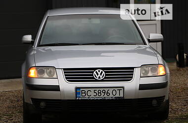 Седан Volkswagen Passat 2003 в Трускавце