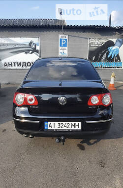 Седан Volkswagen Passat 2008 в Киеве
