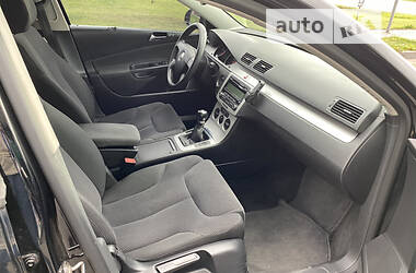 Универсал Volkswagen Passat 2009 в 