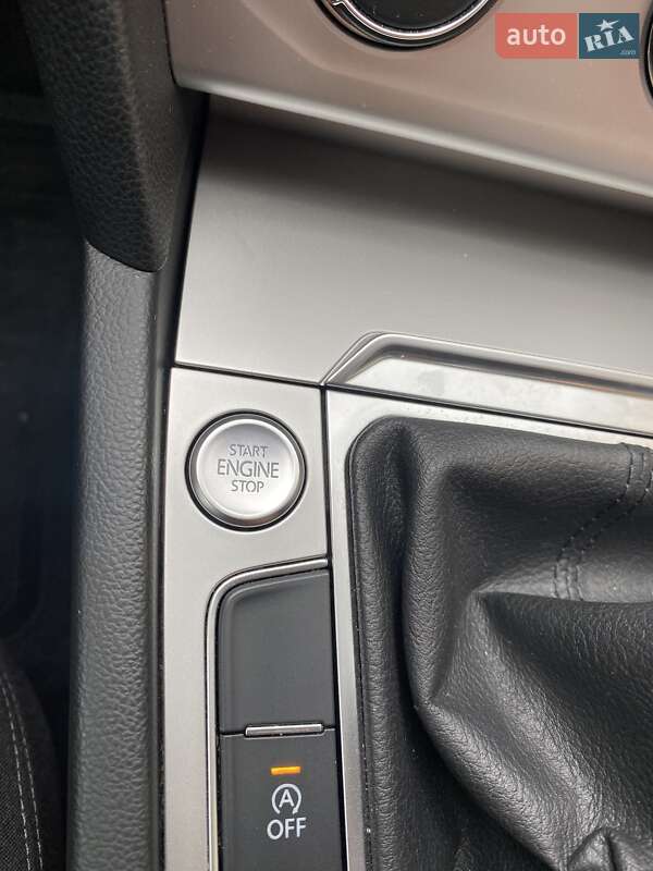 Універсал Volkswagen Passat 2016 в Миколаєві