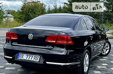 Хетчбек Volkswagen Passat 2014 в Дрогобичі