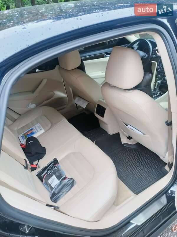 Седан Volkswagen Passat 2015 в Гостомелі