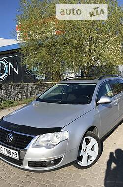 Универсал Volkswagen Passat 2010 в Львове