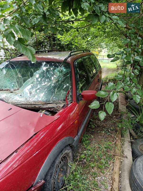 Универсал Volkswagen Passat 1993 в Жашкове