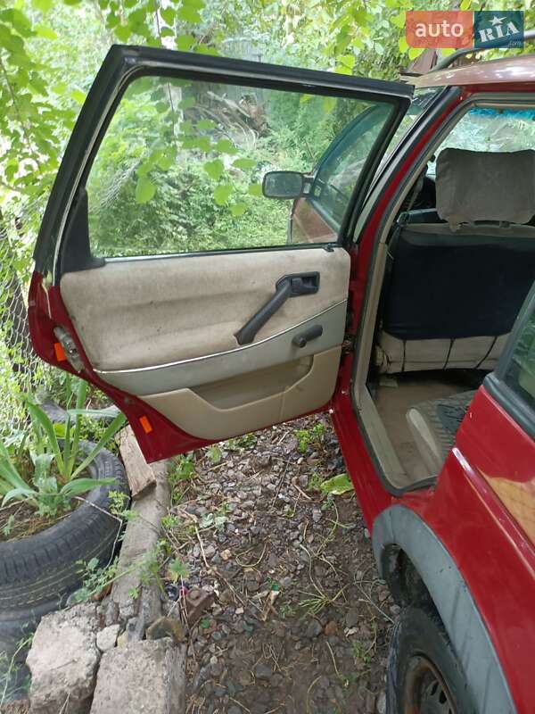 Универсал Volkswagen Passat 1993 в Жашкове