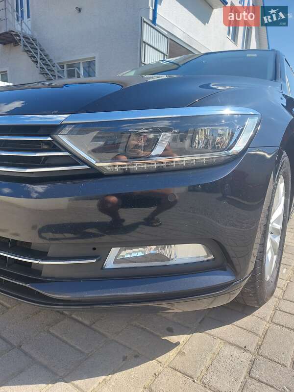 Универсал Volkswagen Passat 2018 в Черновцах