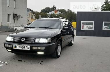 Универсал Volkswagen Passat 1996 в Бучаче