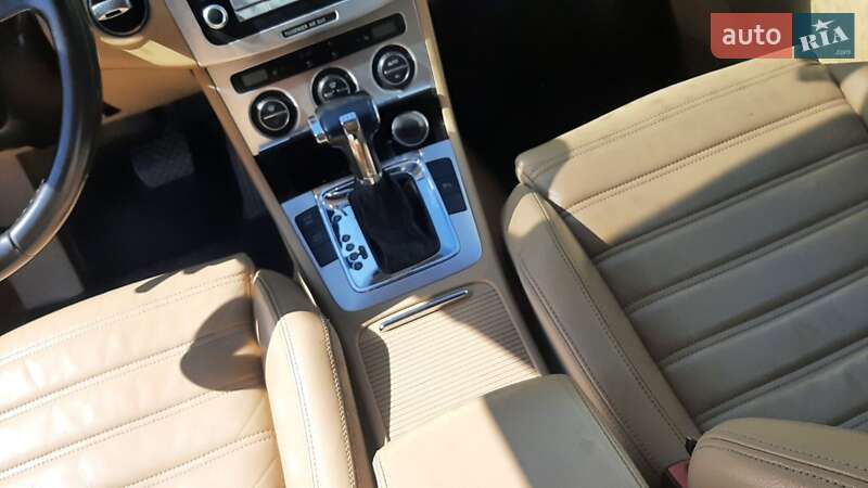 Универсал Volkswagen Passat 2008 в Бердичеве