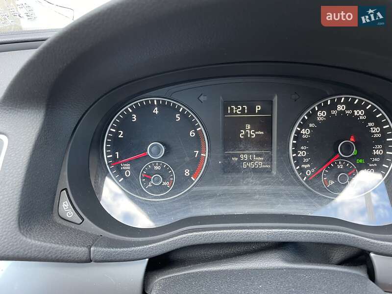 Седан Volkswagen Passat 2014 в Києві