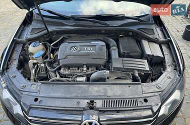 Седан Volkswagen Passat 2014 в Киеве