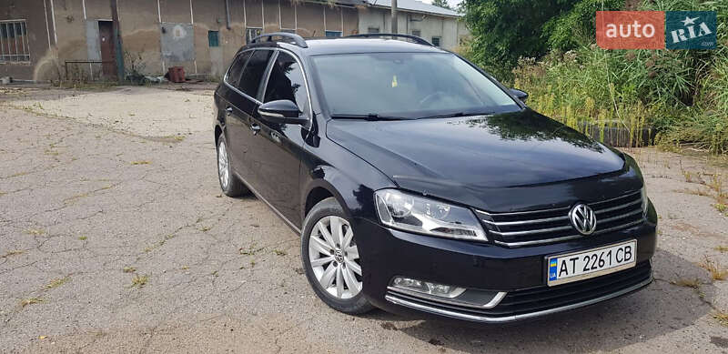 Універсал Volkswagen Passat 2013 в Івано-Франківську