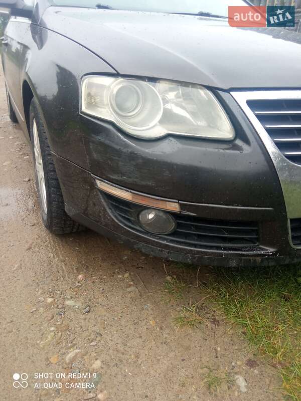 Седан Volkswagen Passat 2005 в Каменке-Бугской фото 2 Седан Volkswagen Passat 2005 в Каменке-Бугской