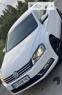 Седан Volkswagen Passat 2011 в Кременчуці