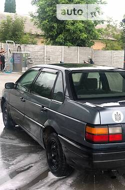 Седан Volkswagen Passat 1989 в Белой Церкви