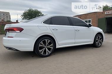 Седан Volkswagen Passat 2020 в Виннице