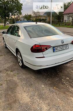 Седан Volkswagen Passat 2016 в Ратным