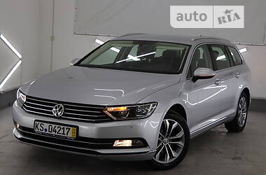 Універсал Volkswagen Passat 2015 в Трускавці