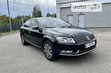Седан Volkswagen Passat 2011 в 