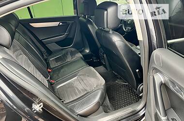 Седан Volkswagen Passat 2011 в 