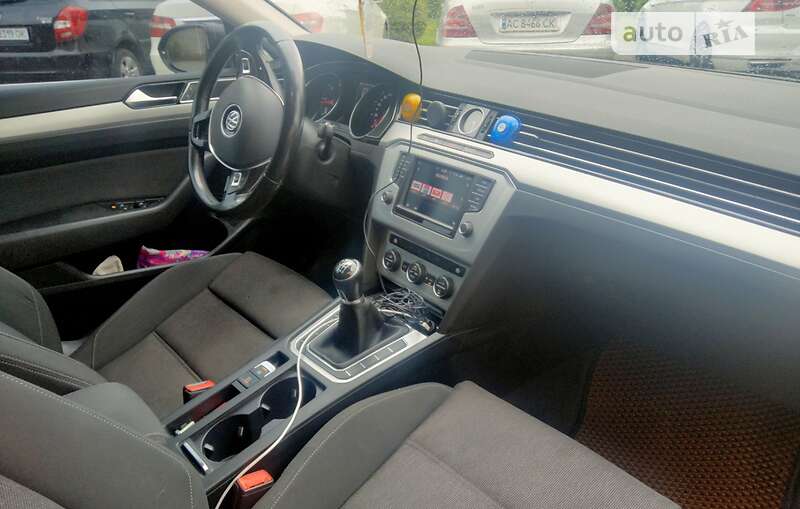 Універсал Volkswagen Passat 2016 в Львові
