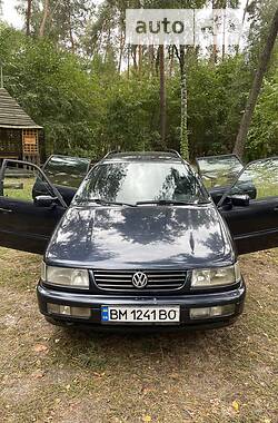 Универсал Volkswagen Passat 1996 в Великой Писаревке