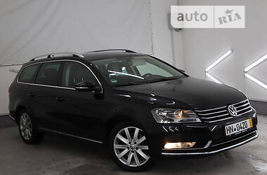 Універсал Volkswagen Passat 2011 в Трускавці