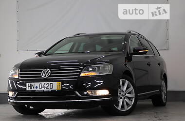 Універсал Volkswagen Passat 2011 в Трускавці