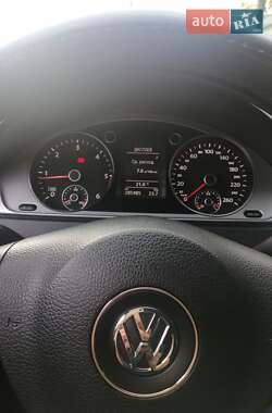 Универсал Volkswagen Passat 2012 в 