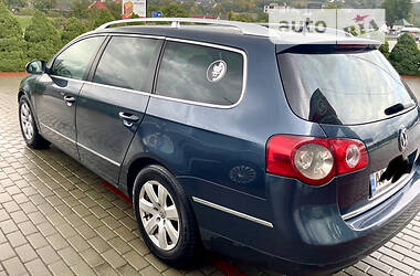 Универсал Volkswagen Passat 2006 в Хусте