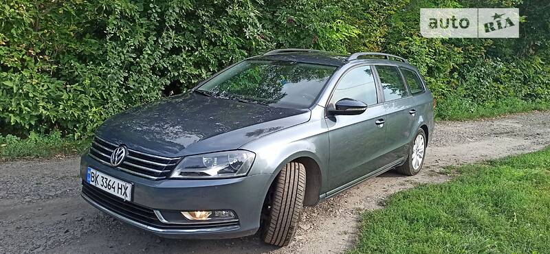 Универсал Volkswagen Passat 2011 в Кобеляках