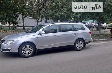 Універсал Volkswagen Passat 2006 в Харкові