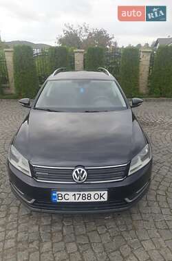 Универсал Volkswagen Passat 2013 в Жовкве