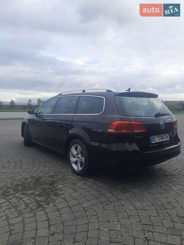Универсал Volkswagen Passat 2013 в Жовкве фото 12 Универсал Volkswagen Passat 2013 в Жовкве