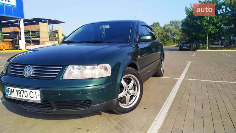 Седан Volkswagen Passat 2000 в Сумах