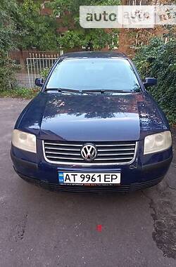 Седан Volkswagen Passat 2002 в Львове