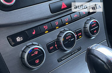 Универсал Volkswagen Passat 2013 в 