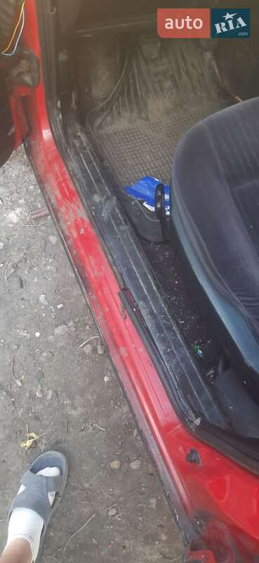 Седан Volkswagen Passat 1992 в Ніжині