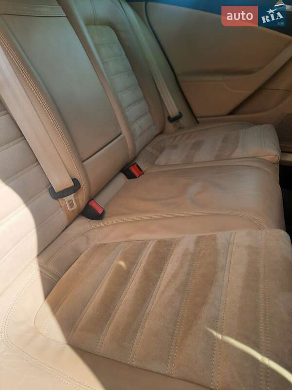 Універсал Volkswagen Passat 2006 в Вишневому