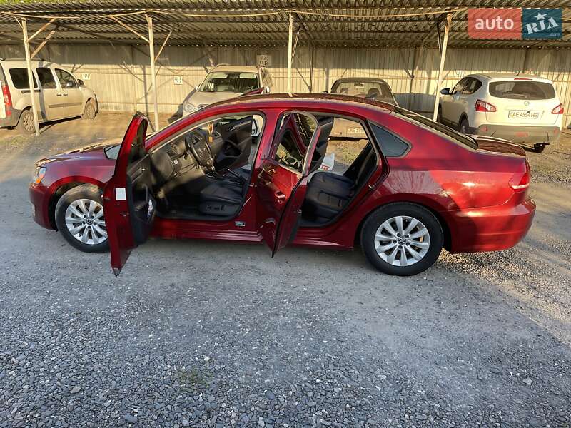 Седан Volkswagen Passat 2015 в Кривом Роге фото 6 Седан Volkswagen Passat 2015 в Кривом Роге
