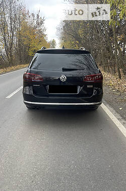 Универсал Volkswagen Passat 2011 в Хмельницком