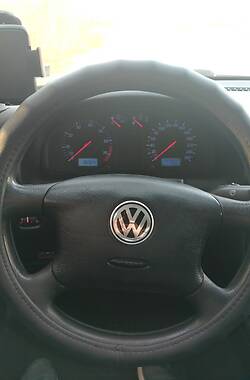 Седан Volkswagen Passat 1999 в Чорткове