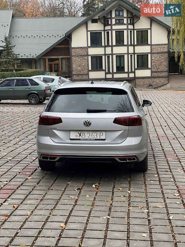 Універсал Volkswagen Passat 2018 в Тернополі