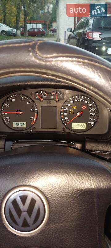 Універсал Volkswagen Passat 2000 в Києві