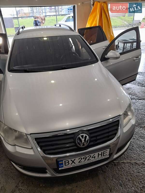 Універсал Volkswagen Passat 2008 в Хмельницькому